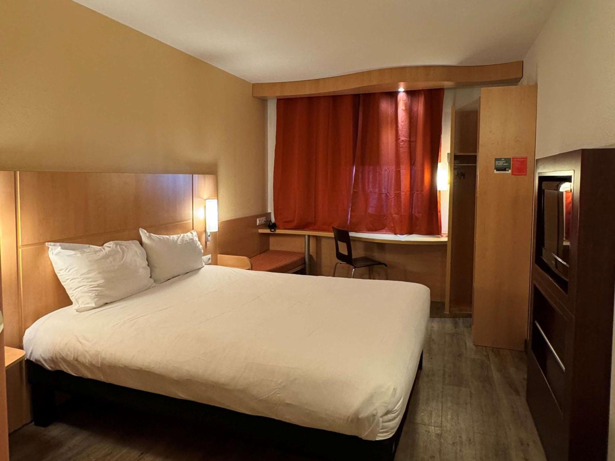 Ibis Istres Trigance Ξενοδοχείο Εξωτερικό φωτογραφία
