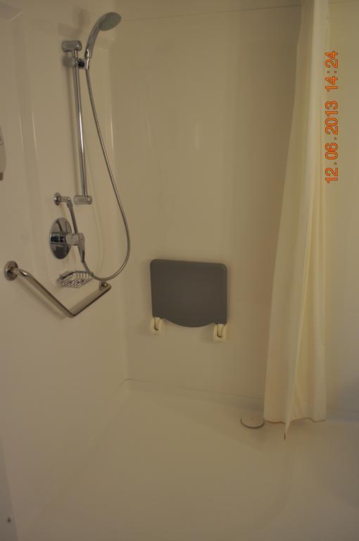 Ibis Istres Trigance Ξενοδοχείο Εξωτερικό φωτογραφία